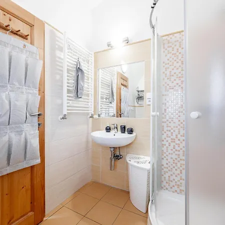 2 Flat Hlavna With Parking Apartment *