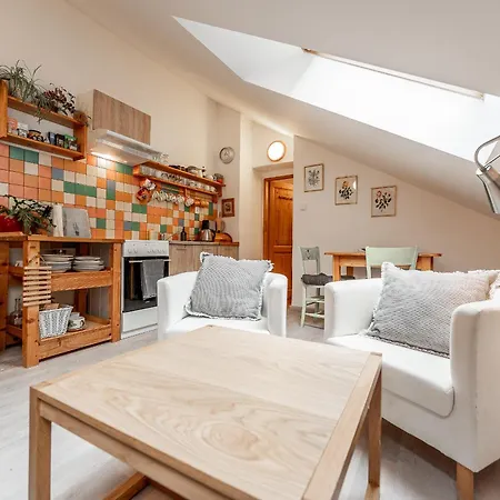 Appartamento Valentina 2 Flat Hlavná With Parking For Fee *